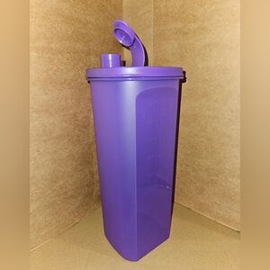 COPY - Tupperware Slim Pitcher